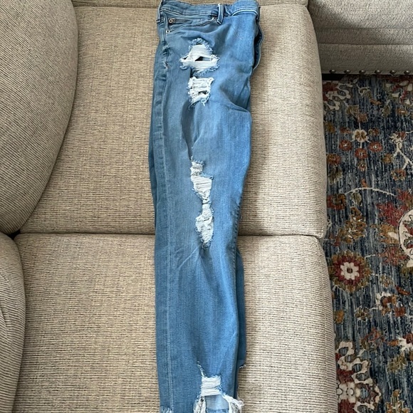 Express light wash ripped jeans